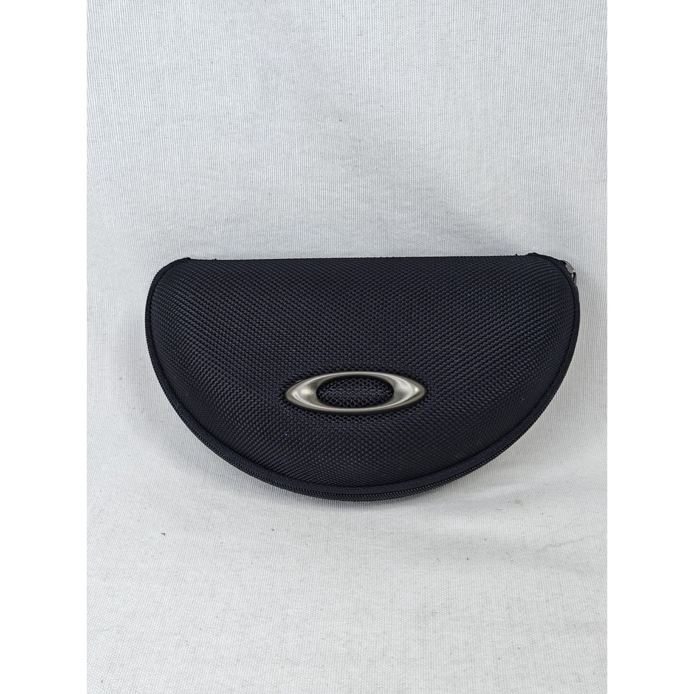 Oakley Sunglass Hard Shallow Low Profile  Nylon Zipper Case Black Silver Logo